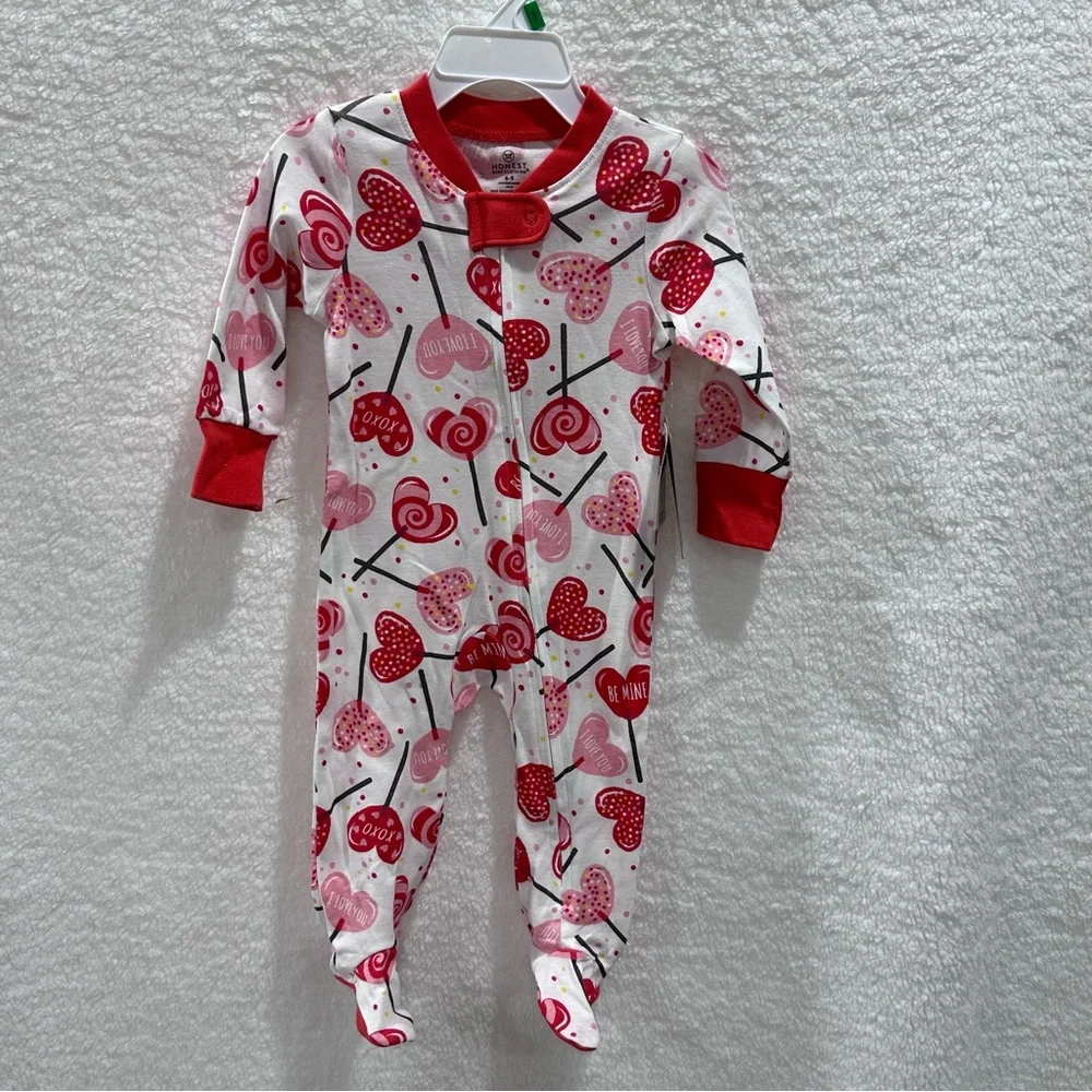 Candy Hearts Sleeper